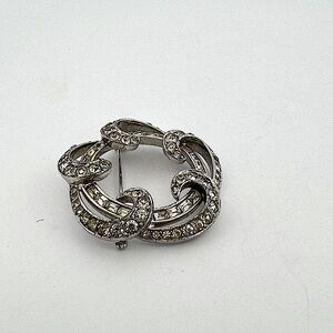 Boucher vintage crystal brooch